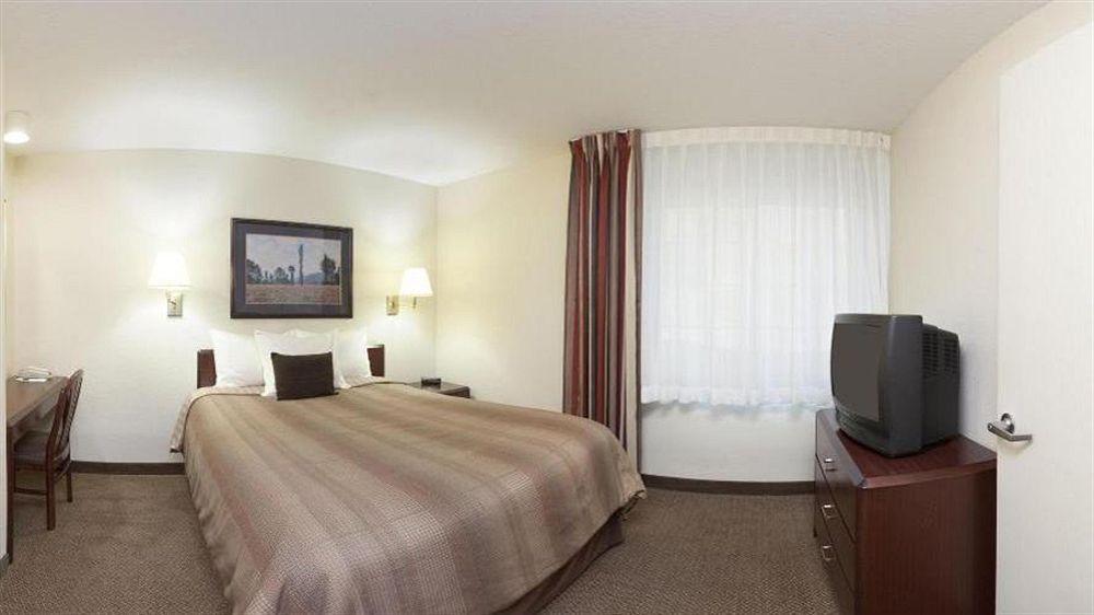 Sonesta Simply Suites Columbus Airport Gahanna Exterior foto
